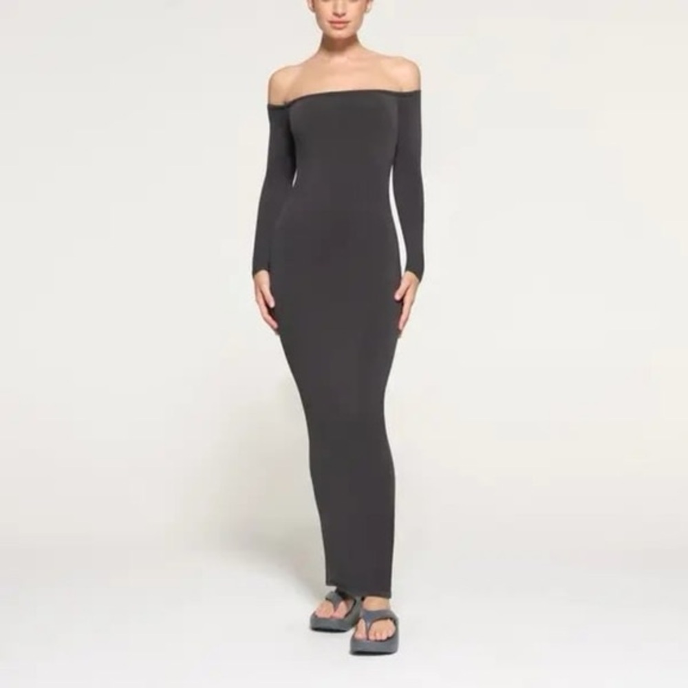 SKIMS Charcoal Off-Shoulder Long Sleeve Dress